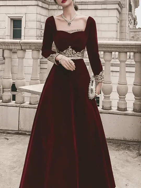 A-Line Scoop Neck Vintage Formal Velvet Evening Dress with Appliques     fg3095