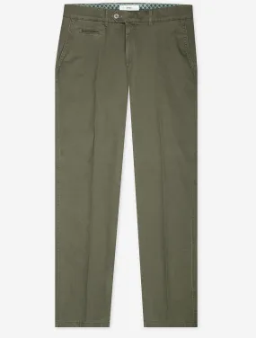 Everest Chino Green