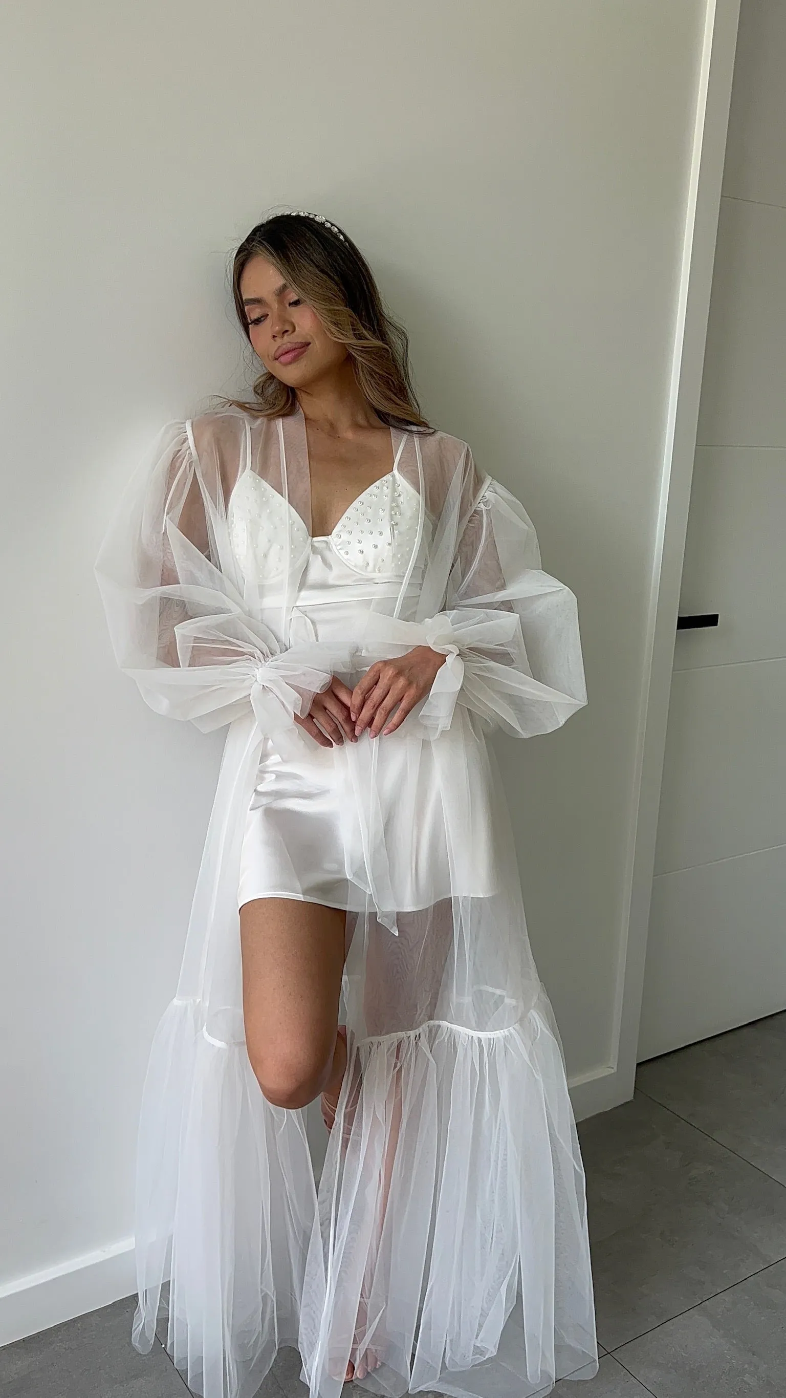 Maria Pleated Sleeves Tulle Bridal Robe